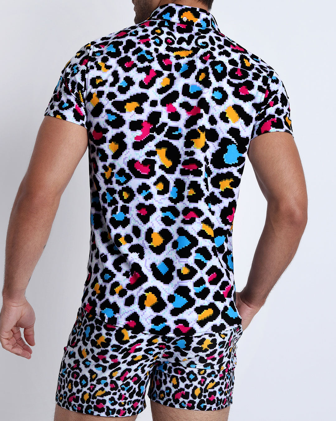 8-BIT POP LEOPARD - Stretch Shirt – BANG!® Miami